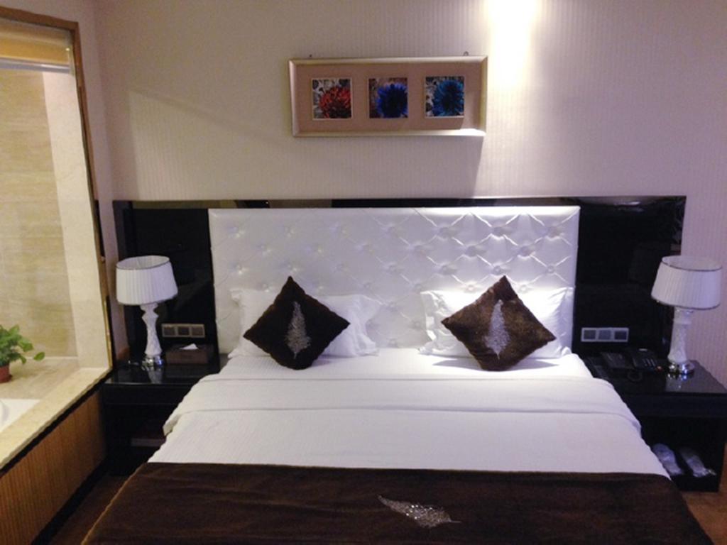 Tianguo Times Hotel ฝอซาน ห้อง รูปภาพ